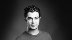 Jérémie Guez pendant le salon du polar de Montigny les Cormeilles en 2012